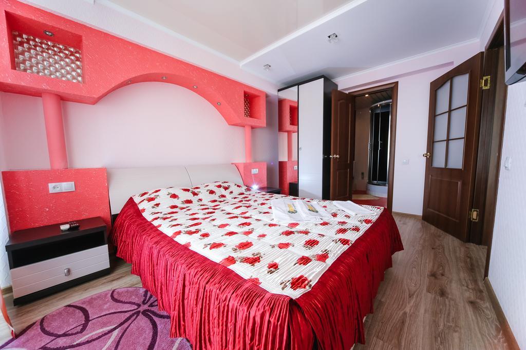 Sary Arka Hotel Pavlodar Eksteriør billede