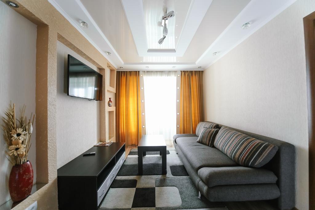 Sary Arka Hotel Pavlodar Eksteriør billede