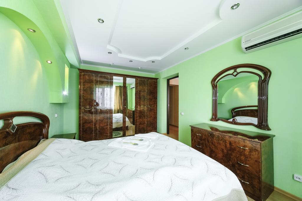 Sary Arka Hotel Pavlodar Eksteriør billede
