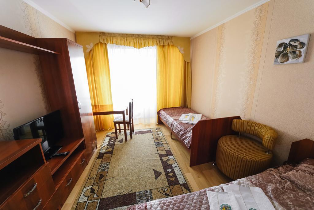 Sary Arka Hotel Pavlodar Eksteriør billede