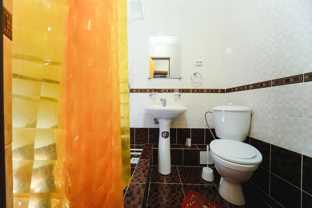 Sary Arka Hotel Pavlodar Eksteriør billede