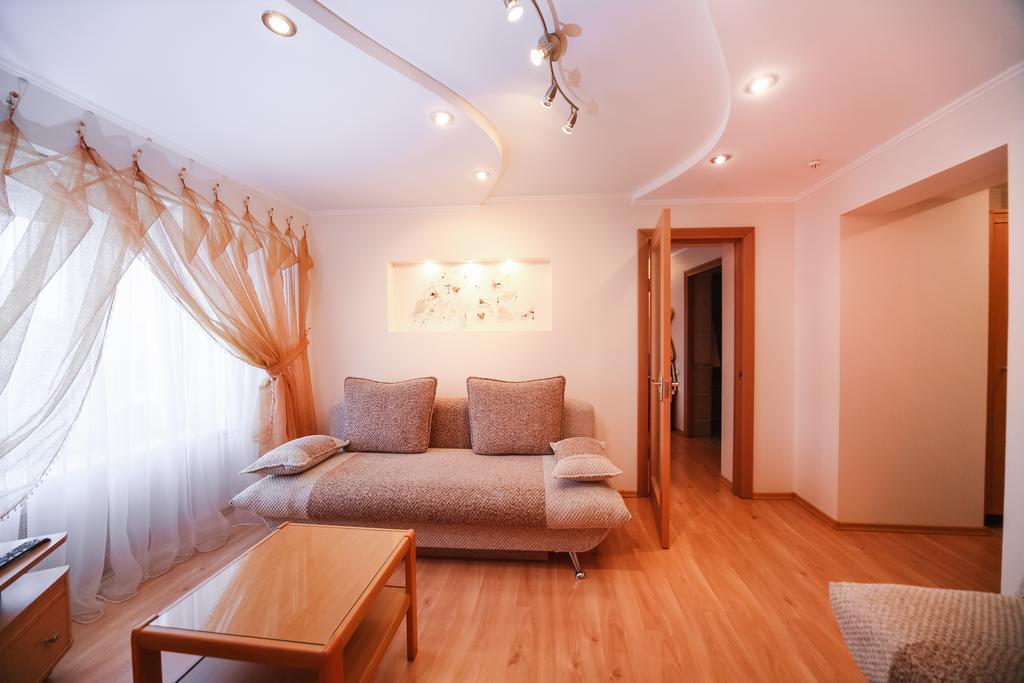 Sary Arka Hotel Pavlodar Eksteriør billede
