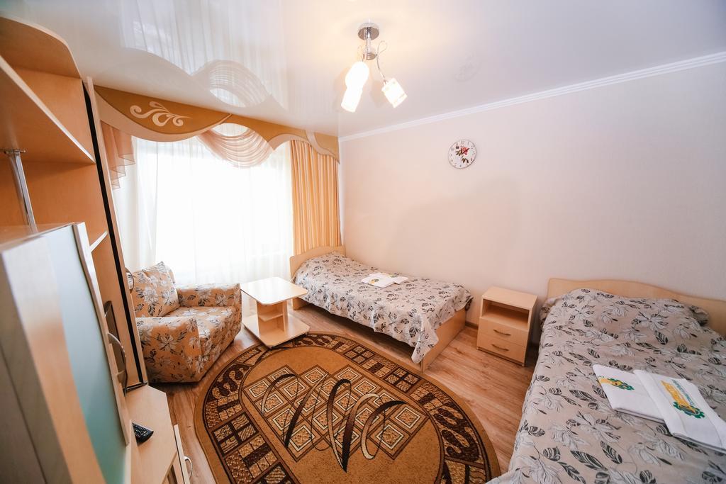 Sary Arka Hotel Pavlodar Eksteriør billede