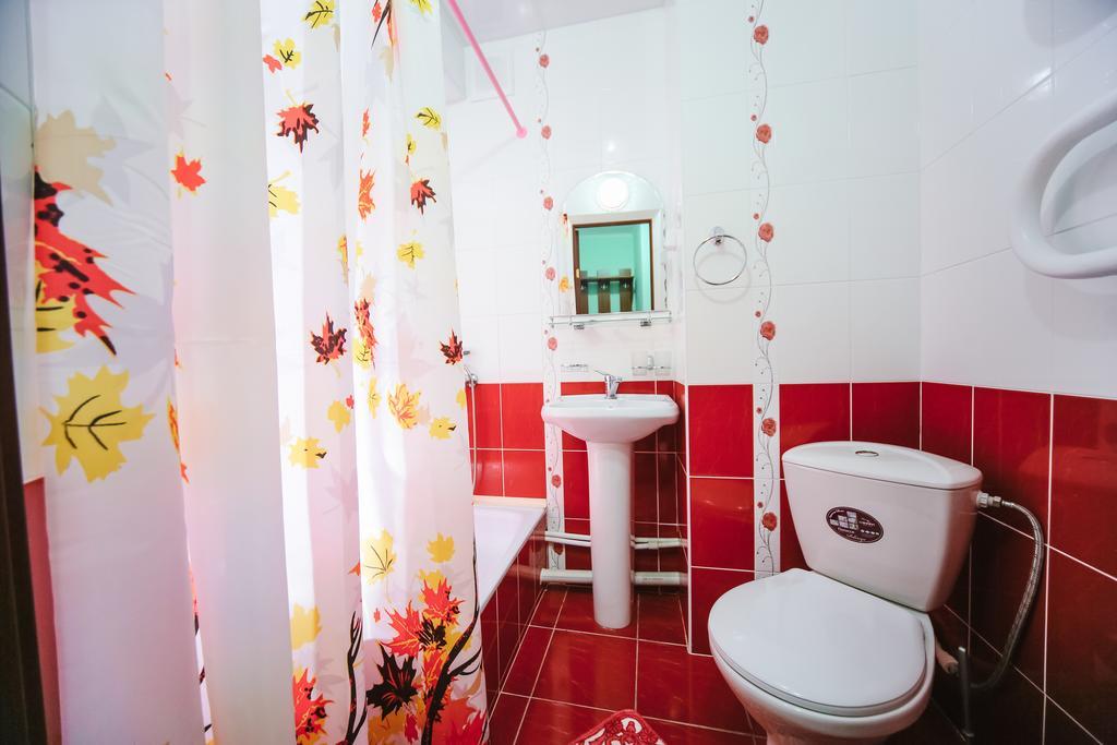 Sary Arka Hotel Pavlodar Eksteriør billede