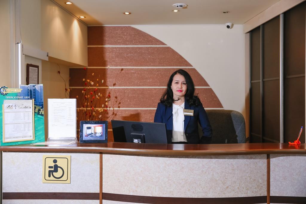 Sary Arka Hotel Pavlodar Eksteriør billede