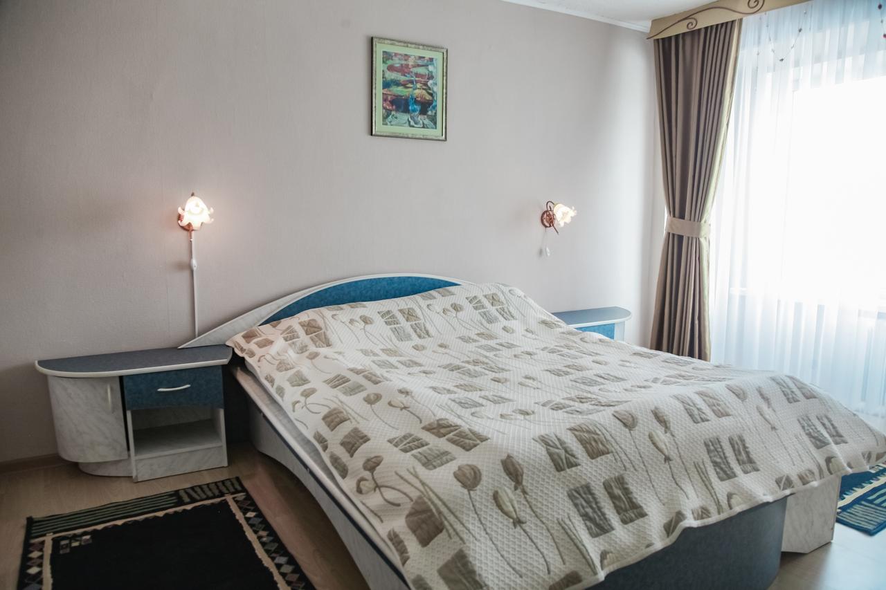 Sary Arka Hotel Pavlodar Eksteriør billede