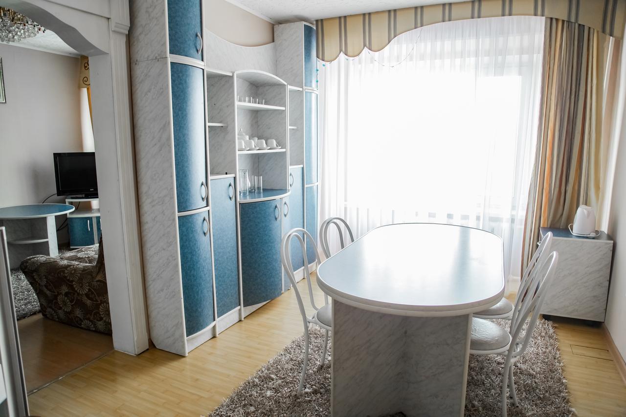 Sary Arka Hotel Pavlodar Eksteriør billede